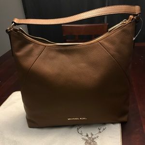 Michael Kors NWT brown leather Karson purse